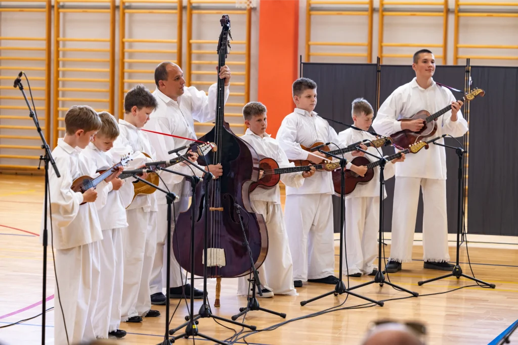 Dječje folklorno društvo “Sončece”